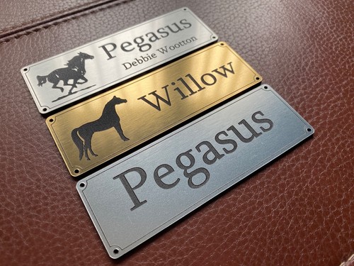 Stable door plaques - door, sign